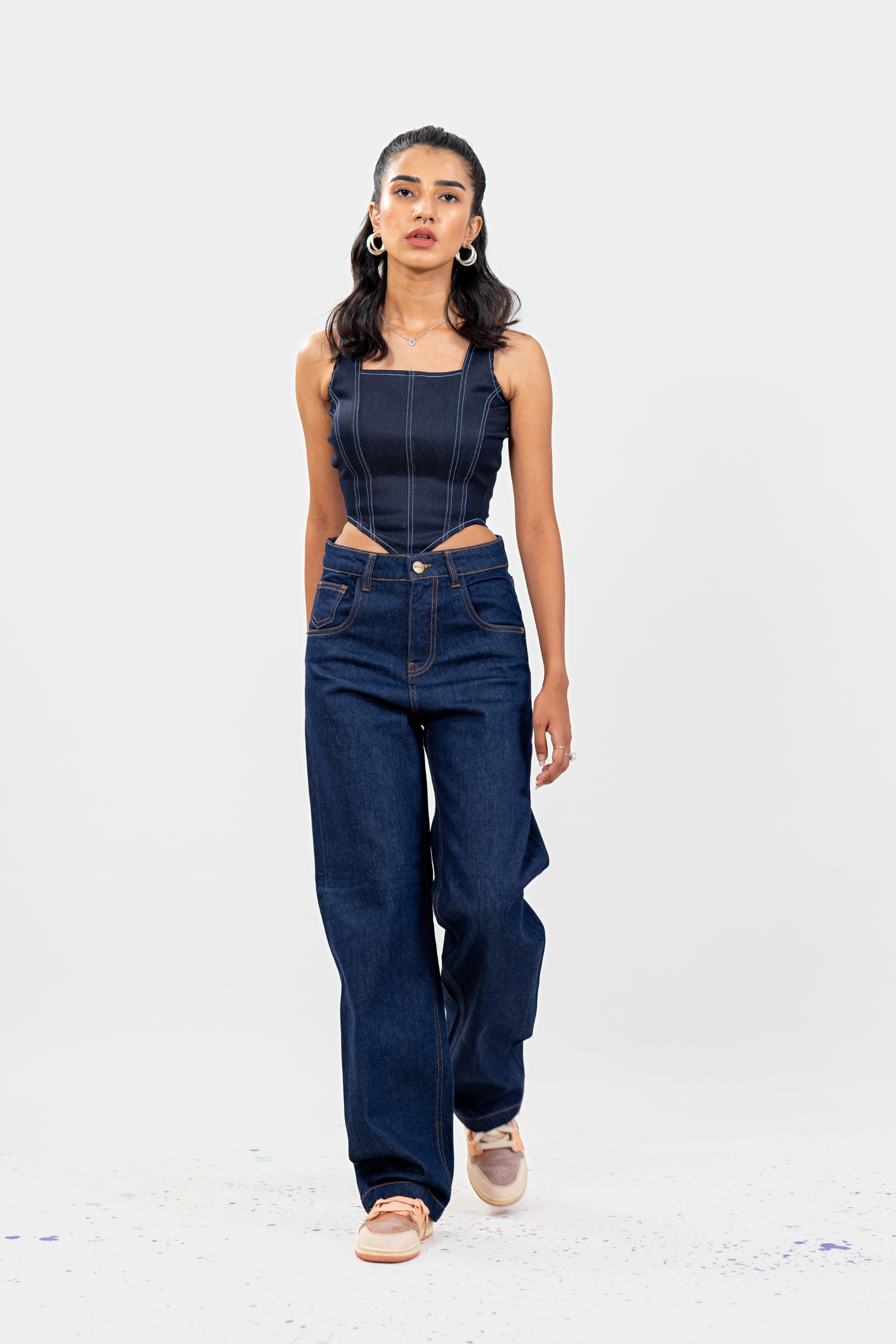 Suzi Straight Fit – Genie.pk